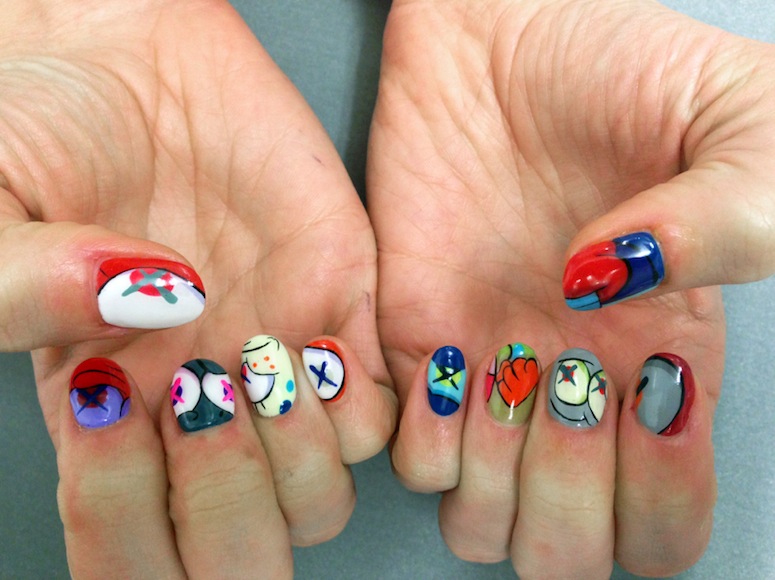 kaws_nails