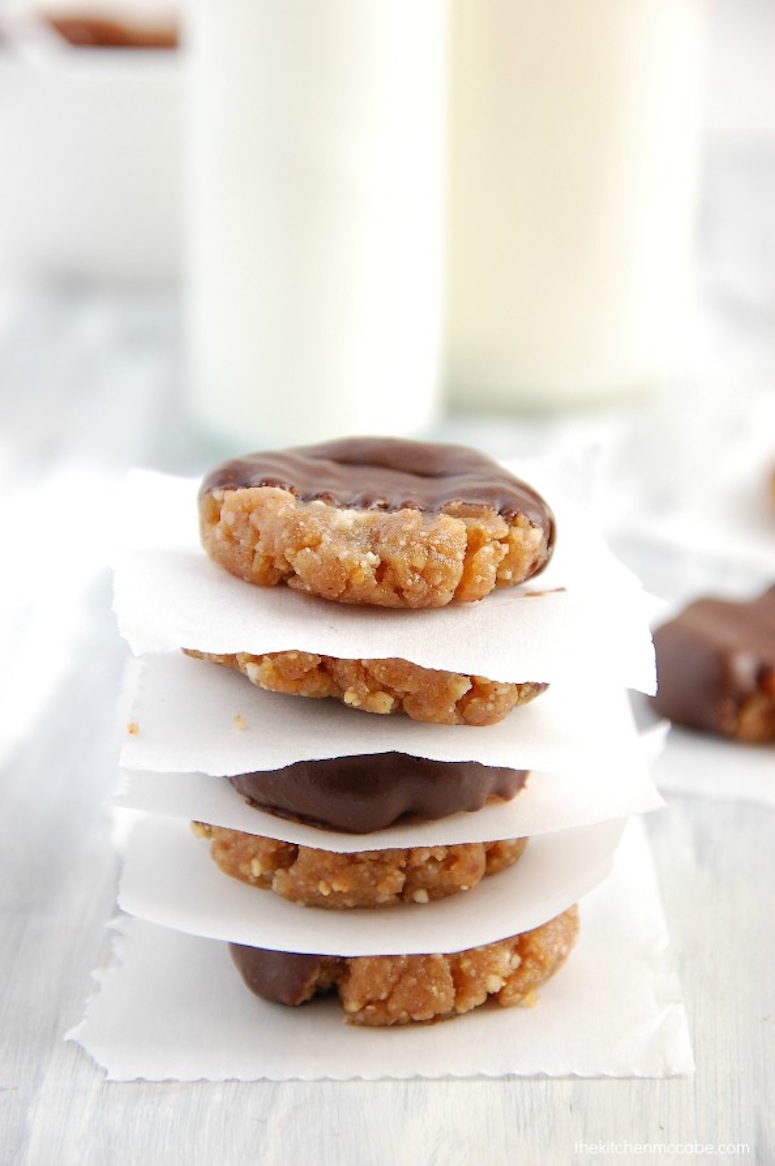 Raw Vegan Chocolate Dipped Peanut Butter Cookies via The Kitchen McCabe