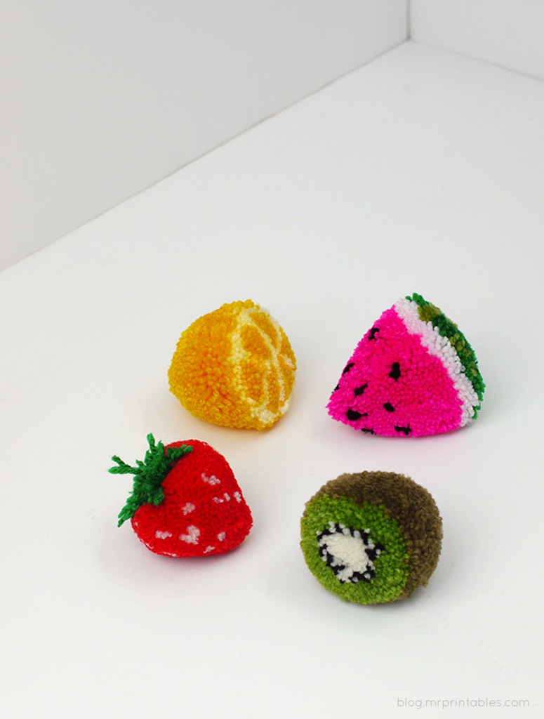 Fruit pom poms... see the DIY! 