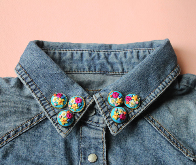 Embroidered collar pins by Baobap