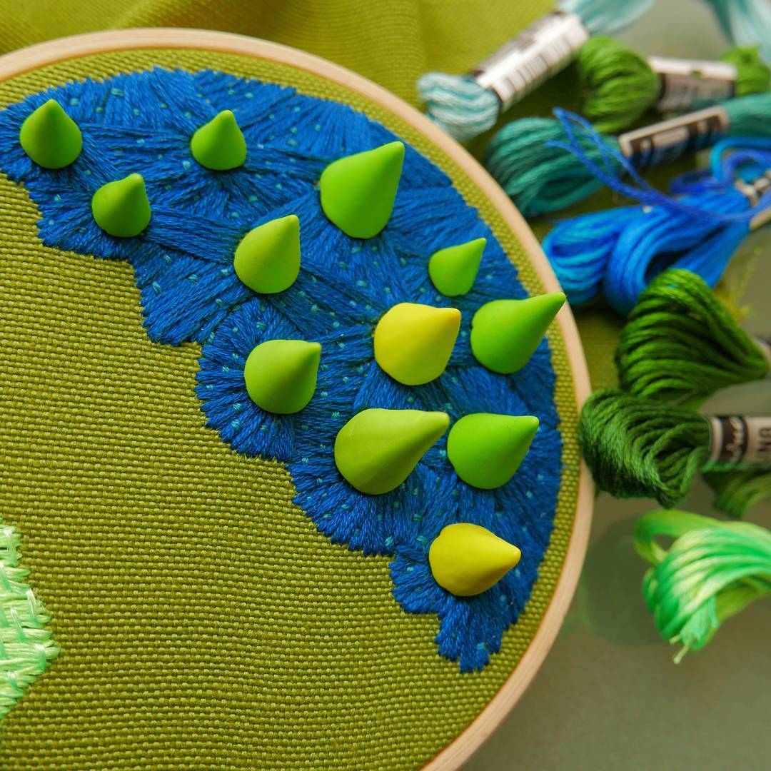 Clay embroidery by Justyna Wolodkiewicz