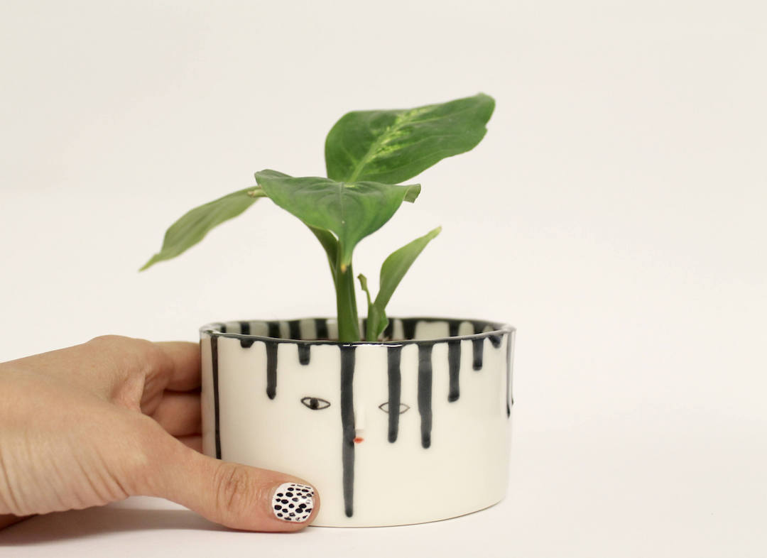 Drip planter by Kinska 