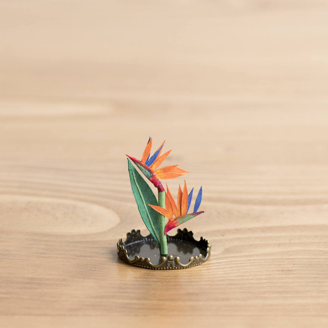 Tiny paper plants by Raya Sader Bujana