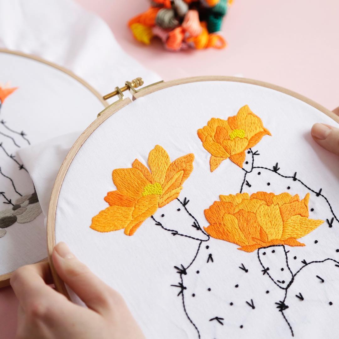 Free hand embroidery patterns available through DMC