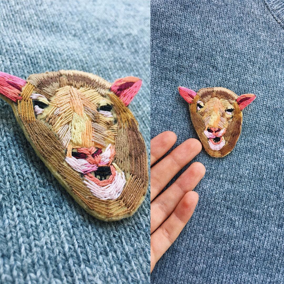 Embroidered brooch by Fistashka Art