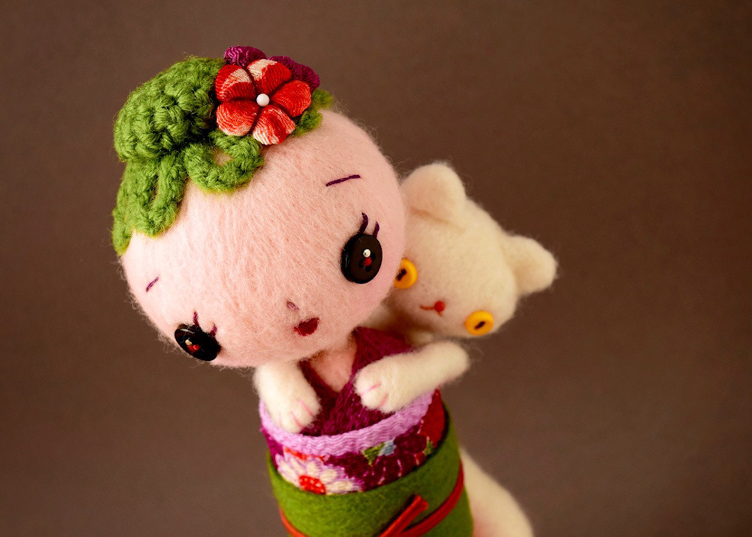 Needle felted "Occult Kokeshi" doll by Hiné Mizushima