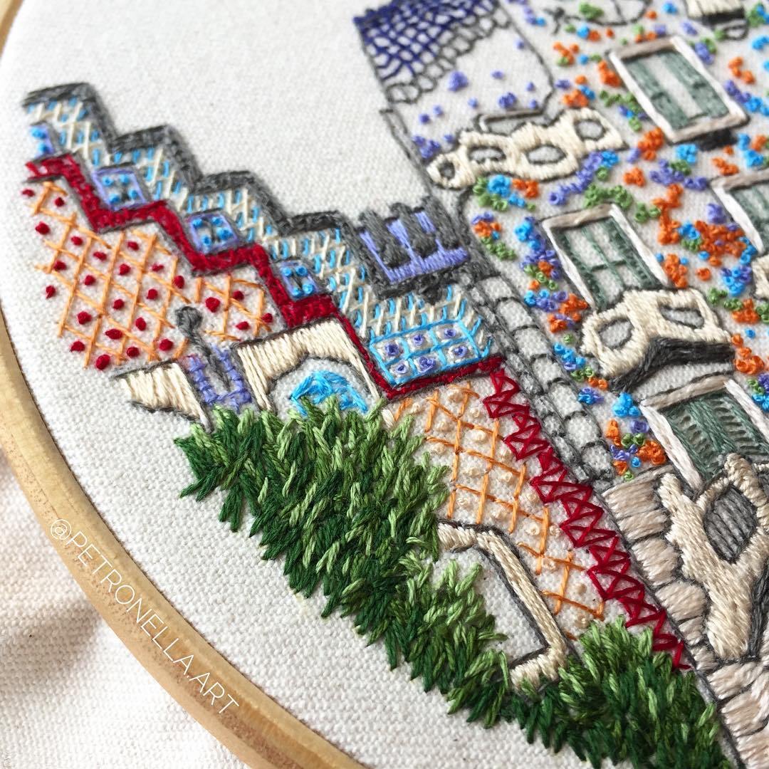 Hand embroidery pattern by Le Kadre