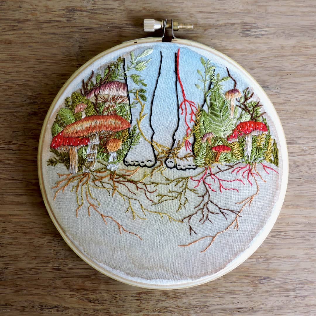 Embroidery art by Claudia González