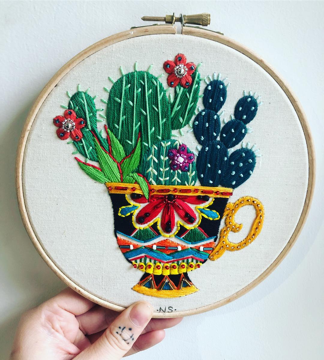 Embroidery hoop art by Natalie Sedgewick