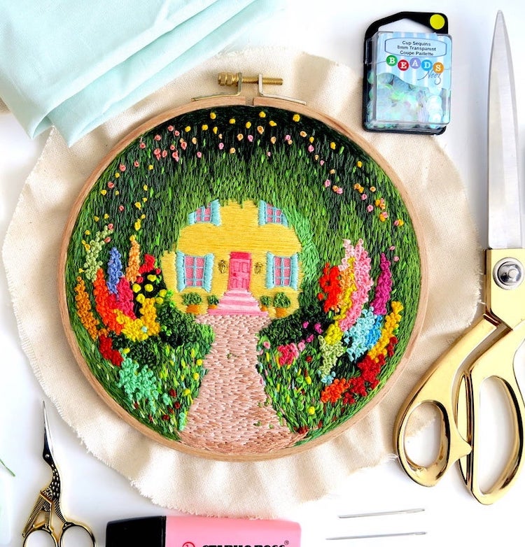 Yellow house embroidery pattern