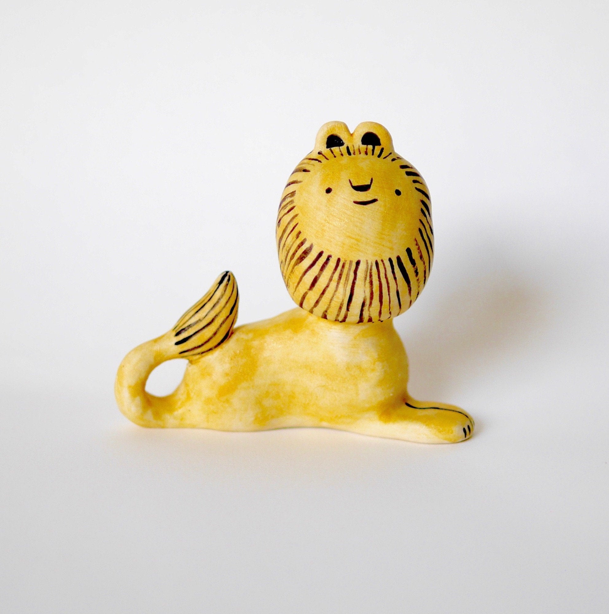 Lion ceramic figurine