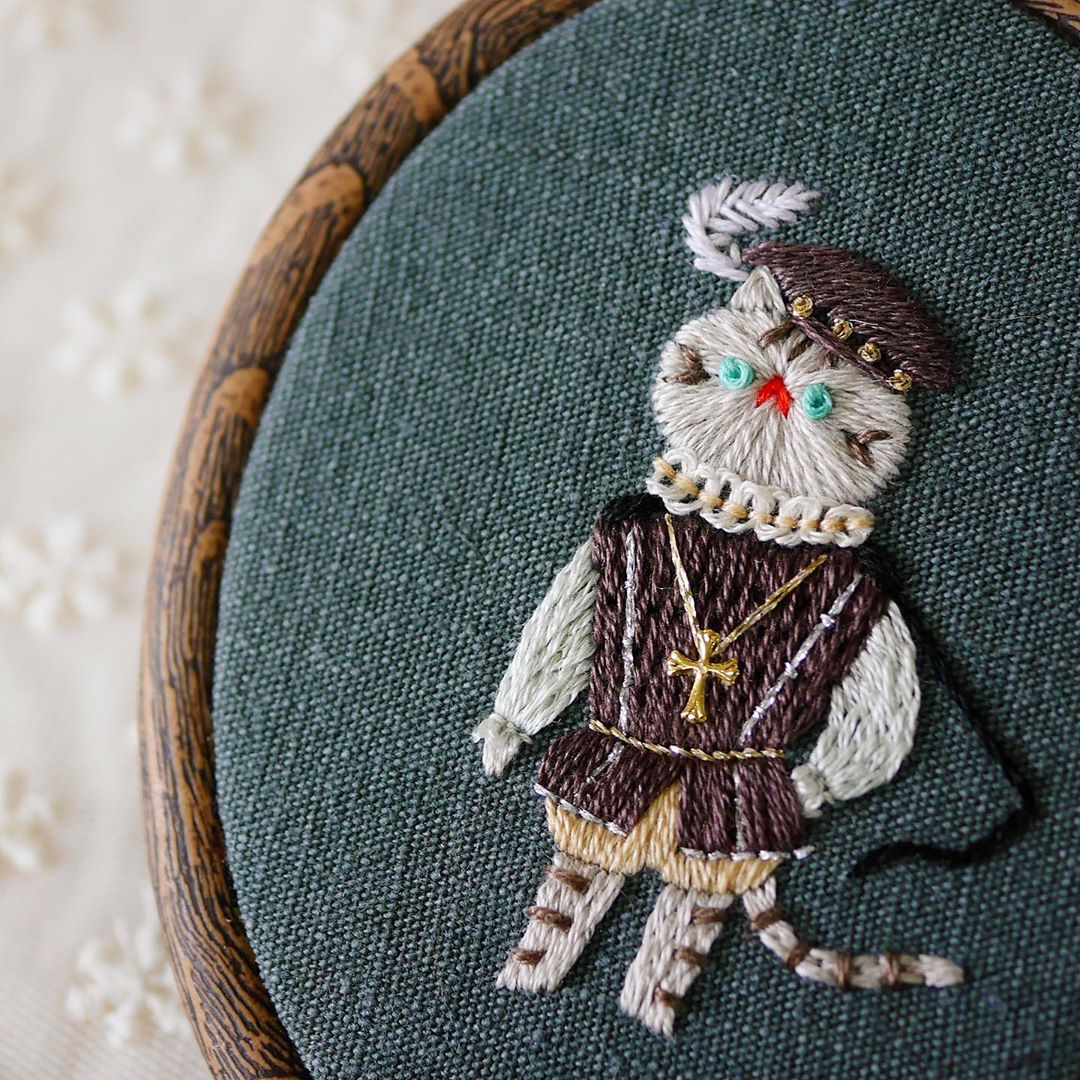 Cat embroidery by Nyang Stitch