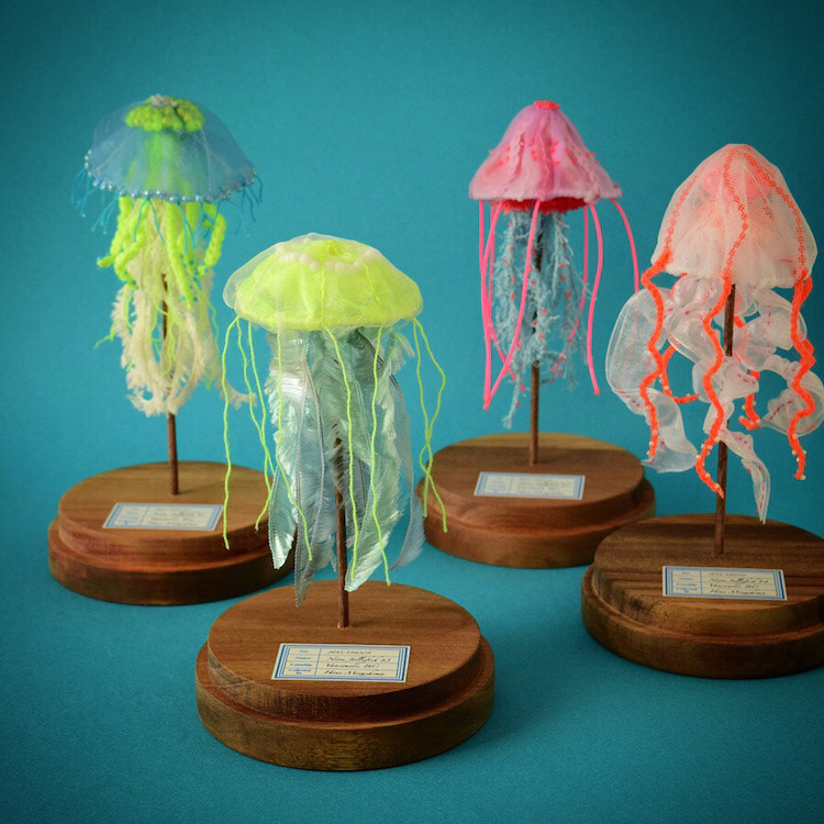 Jellyfish made of fabric by Hine Mizushima