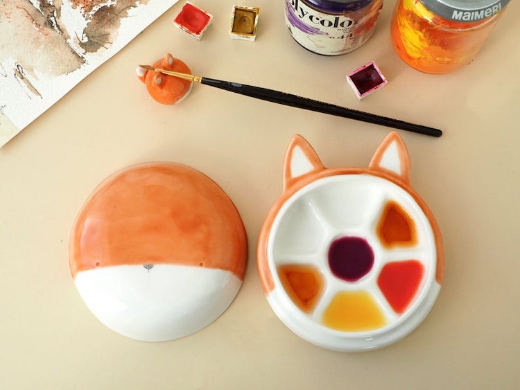 Fox-shaped ceramic paint palette