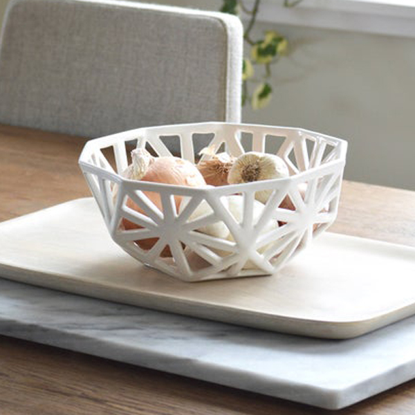 Ceramic fruit bowl