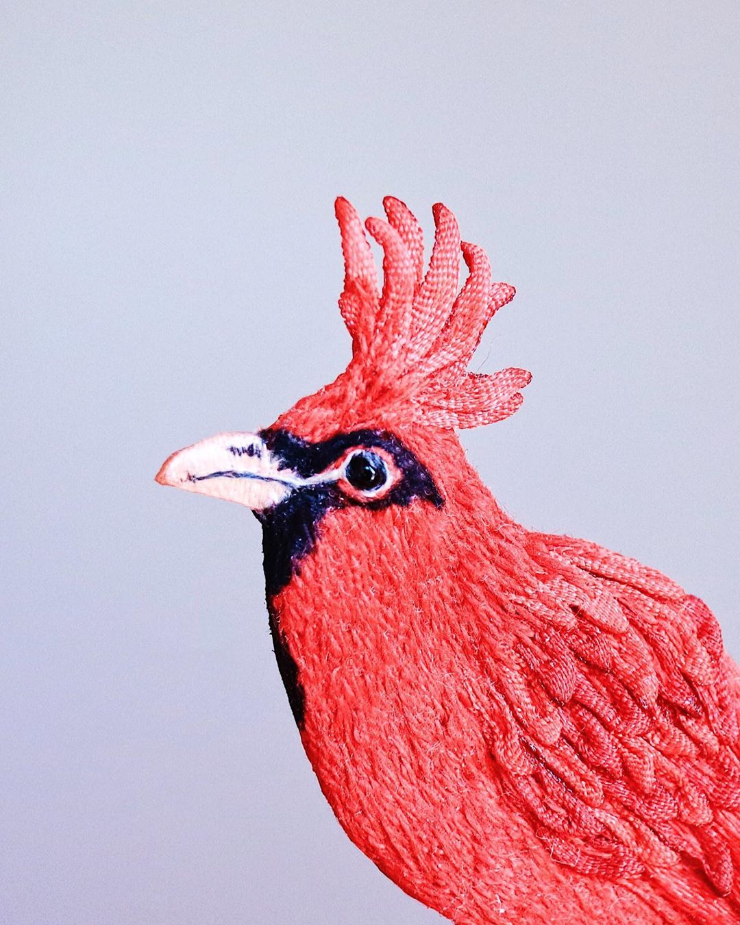 Lifelike bird embroidery by Pola Laamanen