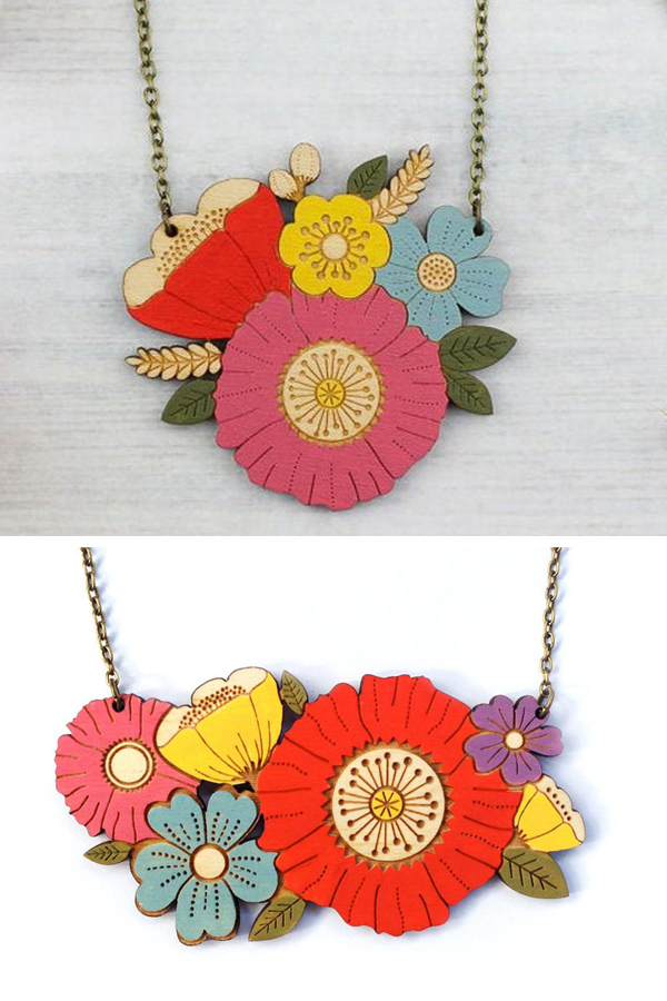 Wooden flower necklaces