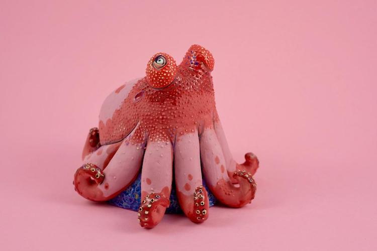 Ceramic animal sculptures by Nastia Calaca