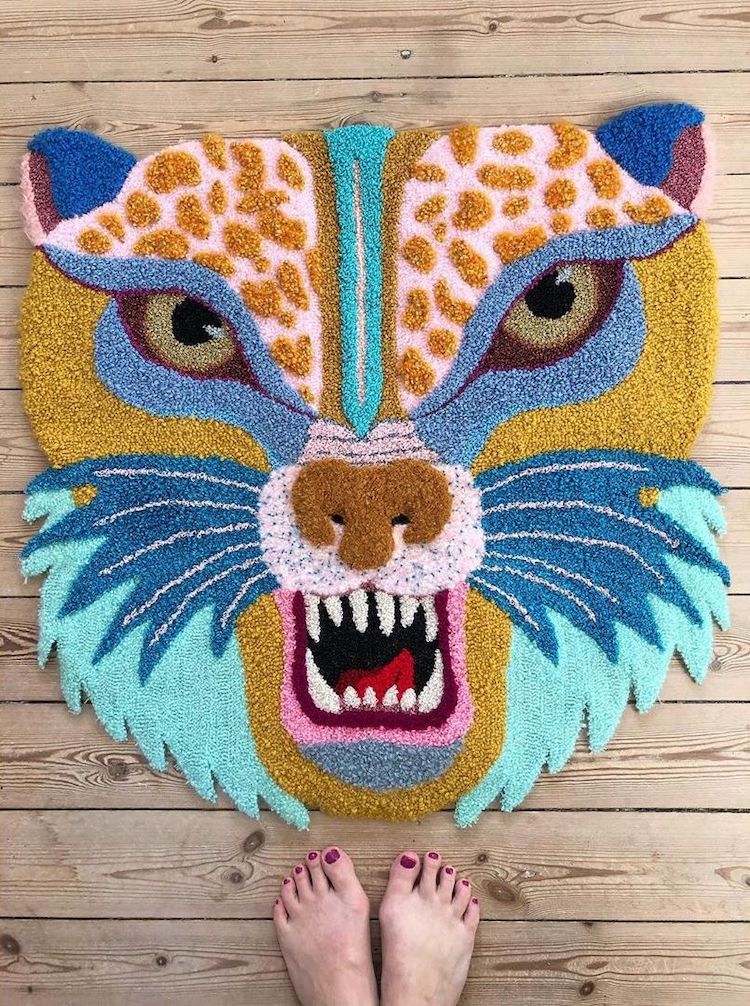Tufted tiger art by Ina Dyreborg