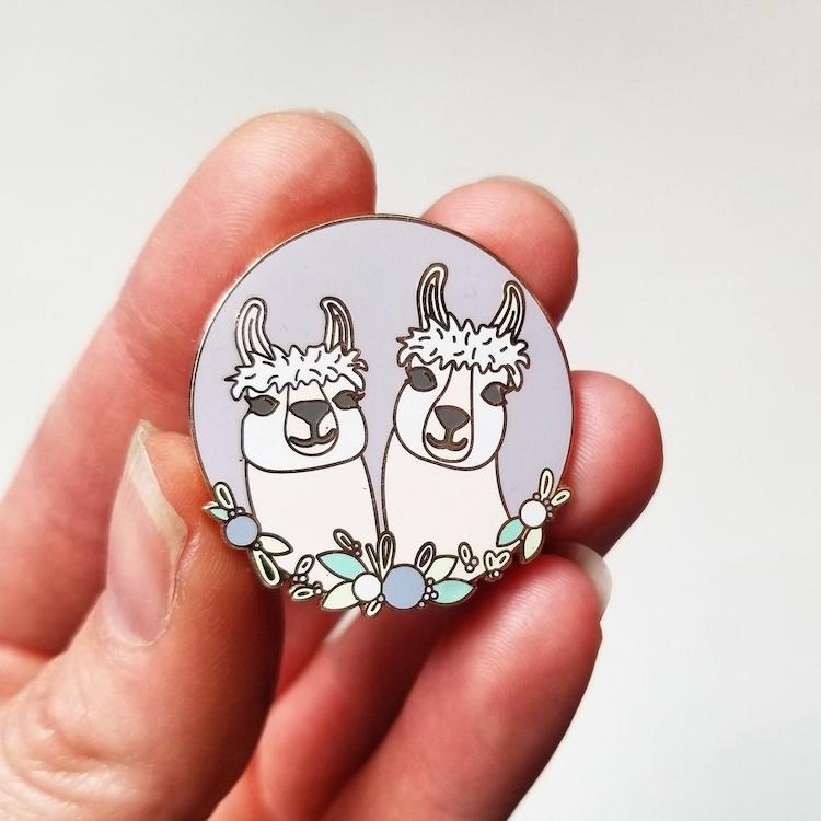 Llama needle minder