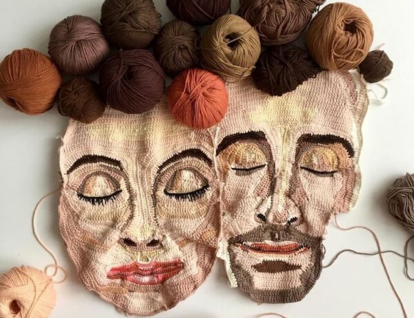 Crochet Portraits by Une