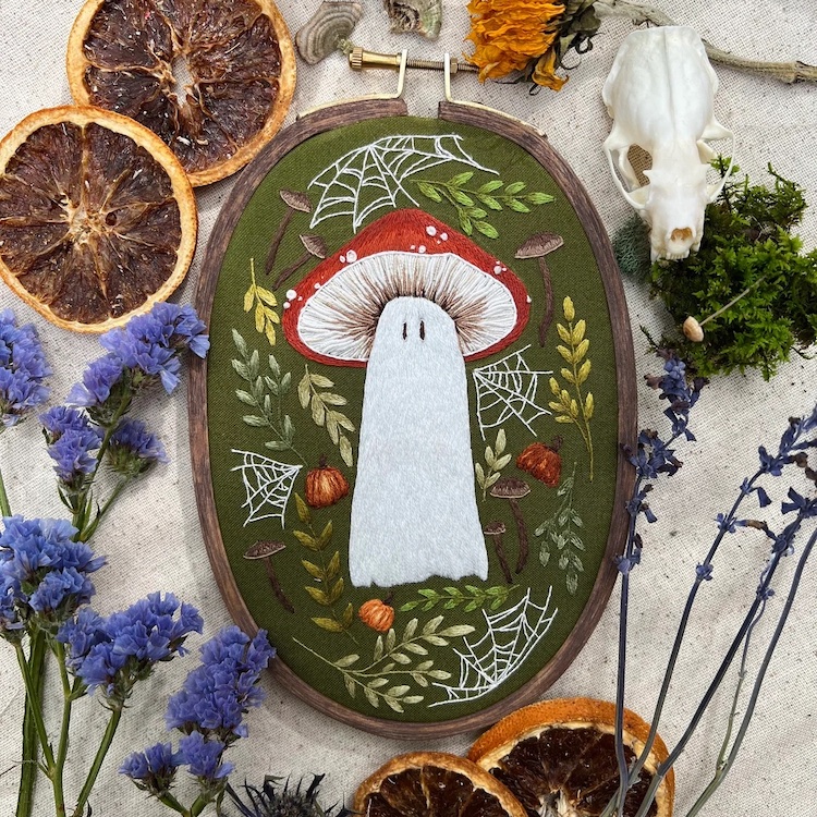 Fall-inspired downloadable embroidery pattern