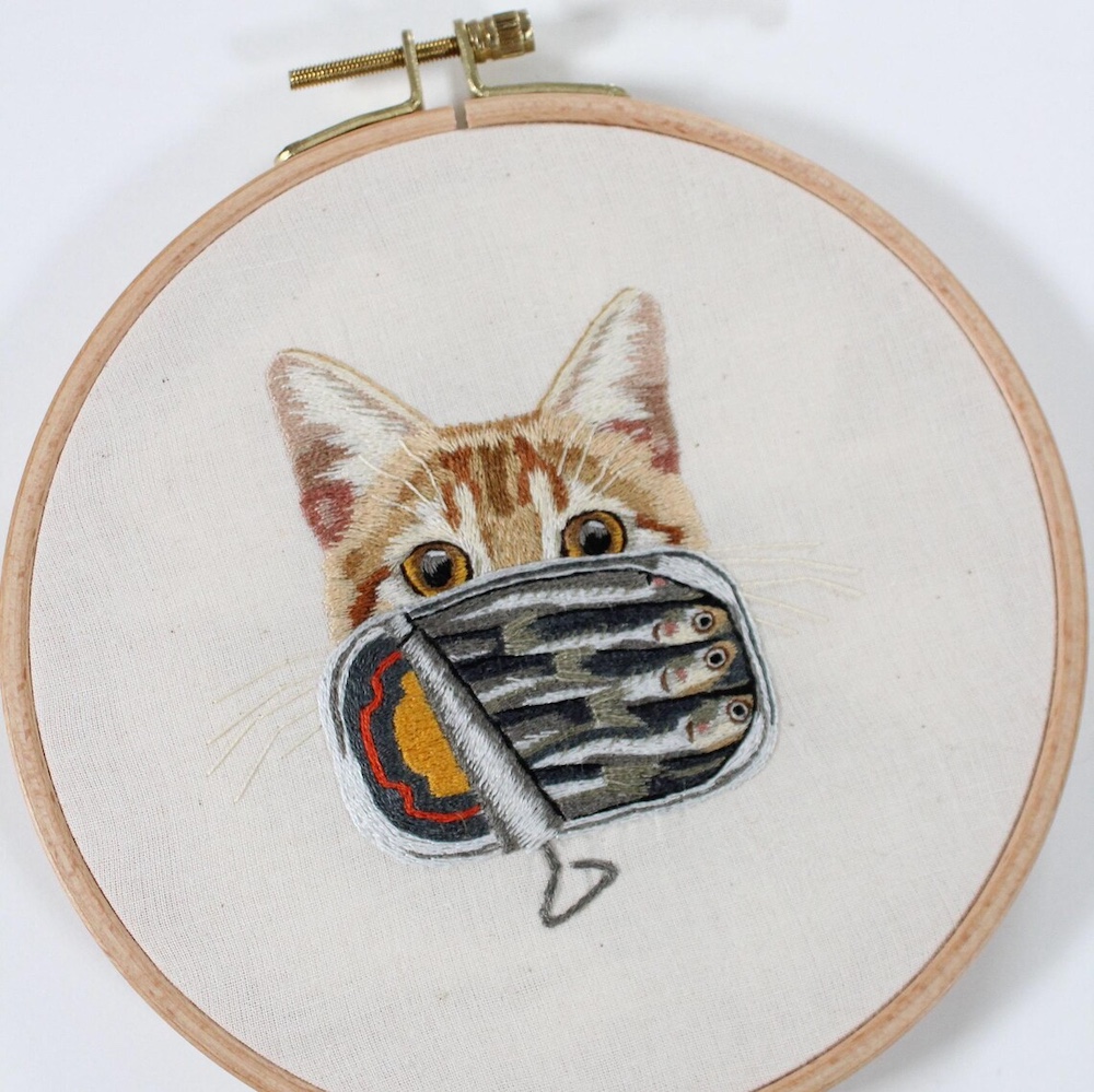 Cat embroidery pattern