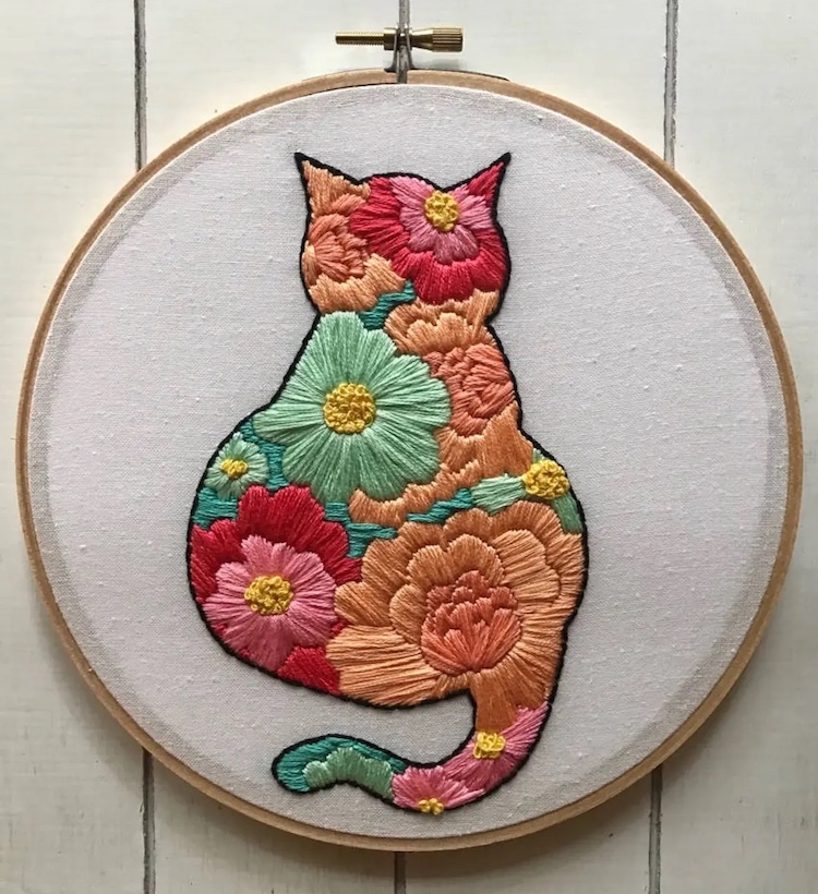 Cat embroidery pattern